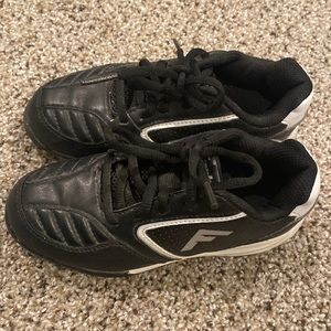 Children’s softball cleats